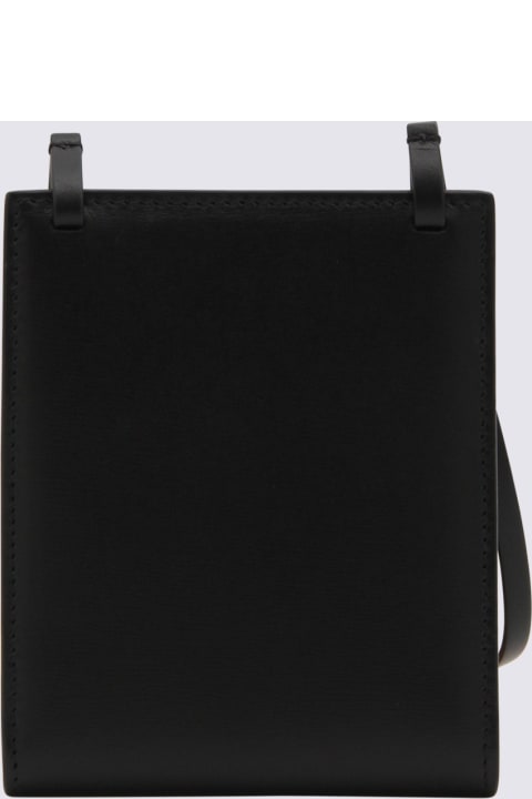 ウィメンズ Ferragamoの財布 Ferragamo Black Leather Wallet