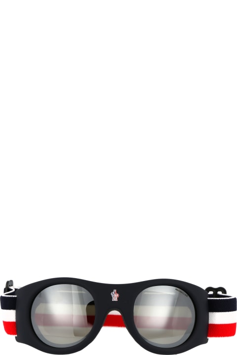 ウィメンズ Moncler Eyewearのアイウェア Moncler Eyewear Ml0051 Sunglasses