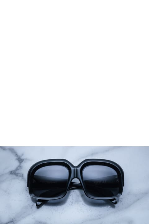 Euphoria Vandella - Black Sunglasses