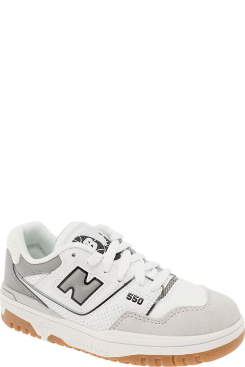 ボーイズ New Balanceのシューズ New Balance '550' White And Grey Sneakers With Side Logo And Suede Inserts In Leather Boy
