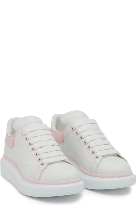 ウィメンズ Alexander McQueenのスニーカー Alexander McQueen White Oversized Sneakers With Powder Pink Details