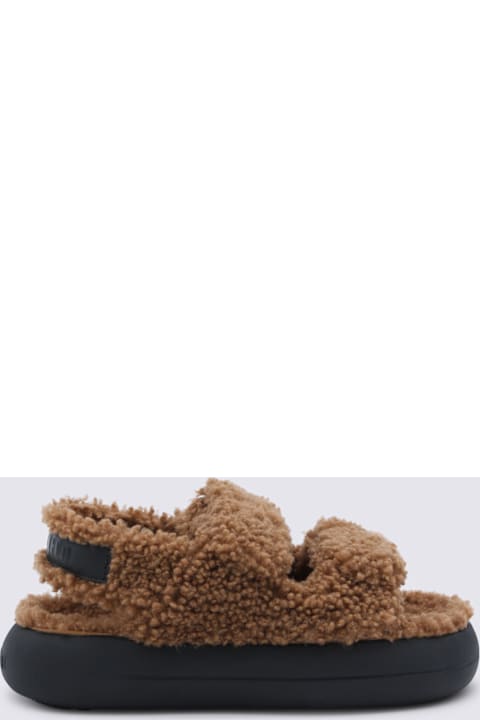 Moon Boot Cognac Leather Sandals