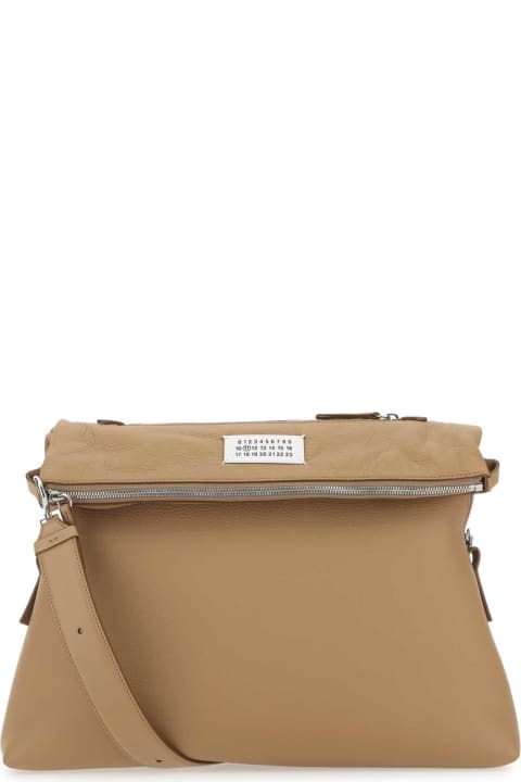 ウィメンズ新着アイテム Maison Margiela Camel Leather Crossbody Bag