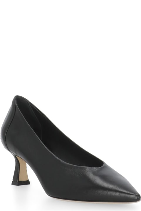 Julie Dee Leather Heel Shoes