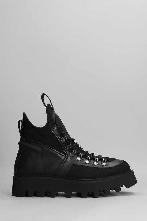 Fujy Combat Boots In Black Leather