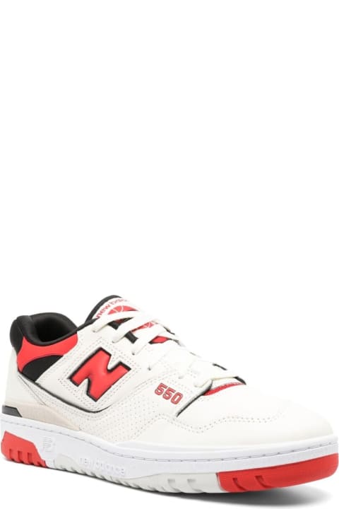 メンズ新着アイテム New Balance '550' White And Red Low Top Sneakers With Logo And Contrasting Details In Leather Man
