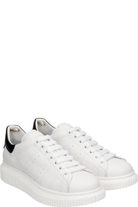 Krace 015 Sneakers In White Leather
