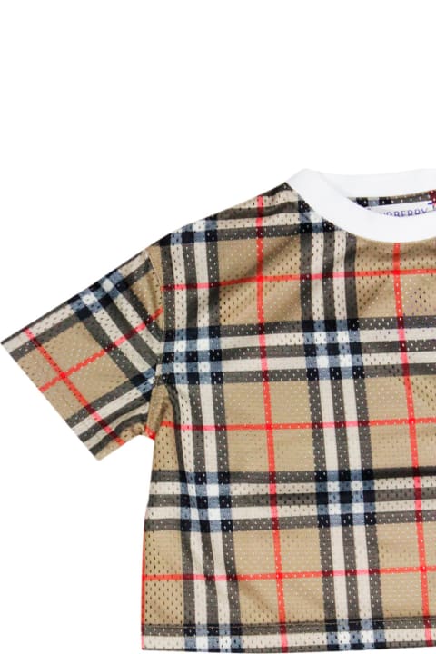 Burberryのボーイズ Burberry Crew-neck, Short-sleeved T-shirt In Perforated Fabric With Check Pattern And Small Buttons On The Shoulder.
