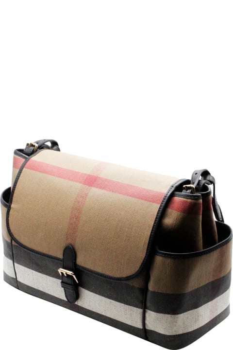Burberry Kids Burberry Mum Changing Bag Made Of Cotton Canvas With Check Pattern With Shoulder Strap, Comfortable Internal Pockets And Changing Mat. Measures Cm. 38x30x17
