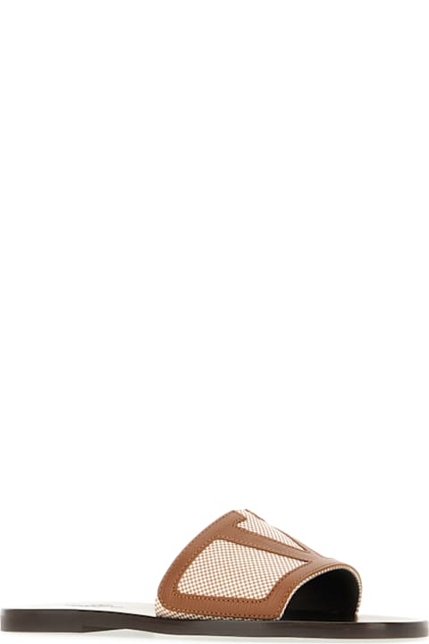 Valentino Garavani أحذية لـ القسم الرجالي Valentino Garavani Dark Brown Leather And Fabric Viva Superstar Slippers