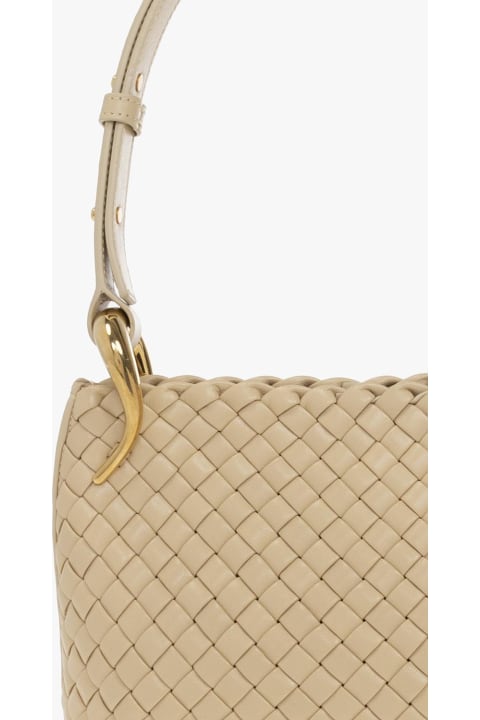 【関税&送料込】Bottega Veneta Clicker Small Shoulder Bag The Bottega Veneta Clicker Bag Marries House History with