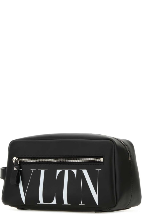 メンズ トラベルバッグ Valentino Garavani Black Leather Vltn Beauty Case