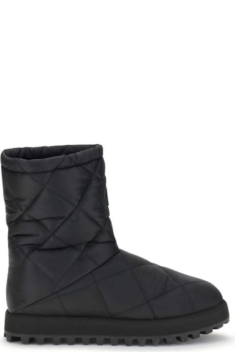 Homeware Dolce 
Gabbana Quilted Boots