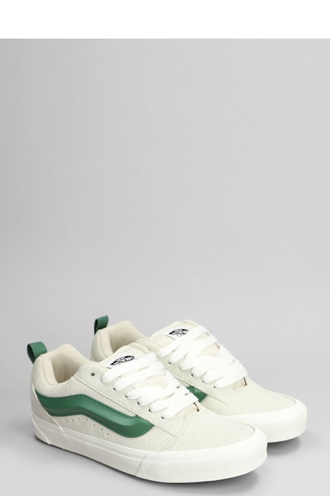 Vans لـ Kids Vans Knu Skool Sneakers In White Suede