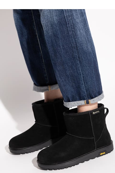 UGG Snow Boots 
classic Mini Gtx
