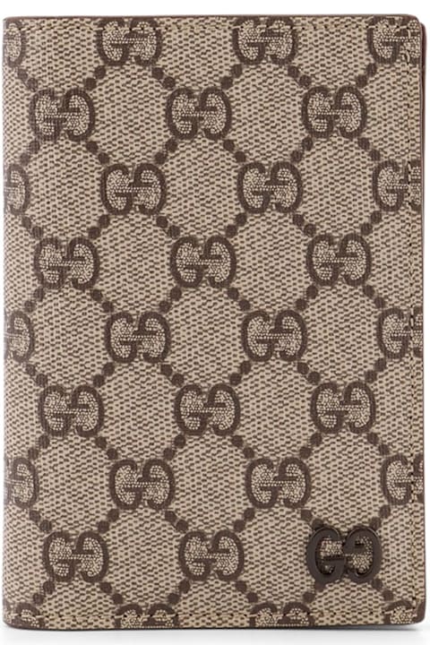 Gucci Accessories for Men Gucci Gg Supreme Fabric Passport Case