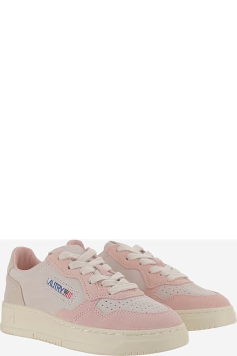 Shoes for Girls Autry Low Medalist Sneakers