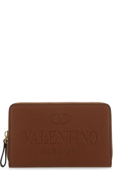 Valentino Garavani Accessories for Men Valentino Garavani Logo Debossed Zip-up Wallet
