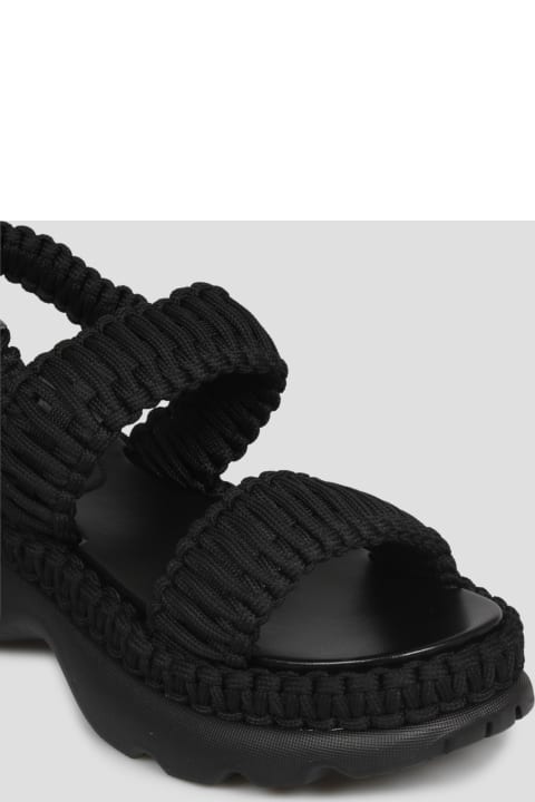 手元に在庫あり！MONCLER  BELAY WOVEN サンダル Moncler Belay Woven Sandal サンダル 通販 | italist