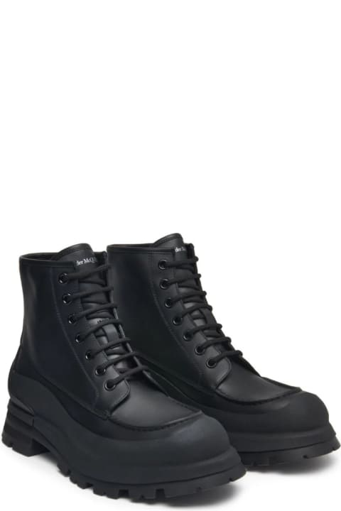 Alexander McQueen Boots for Men Alexander McQueen Wander Ankle Boots In Black Leather