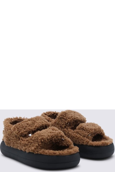 Moon Boot Cognac Leather Sandals