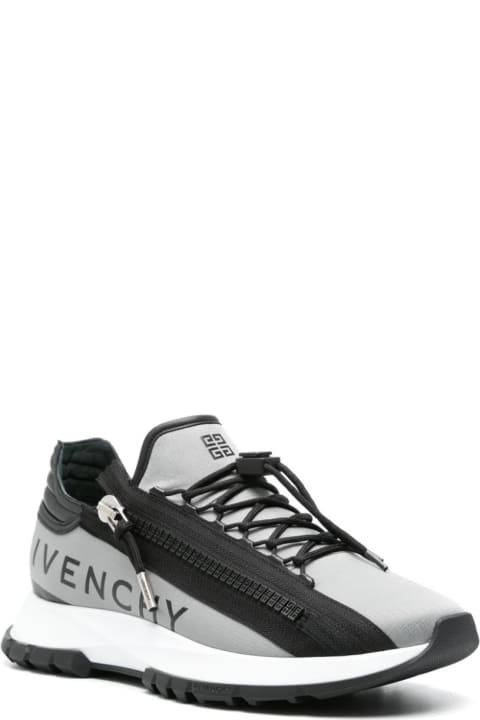 メンズ新着アイテム Givenchy Specter Running Sneakers In Black 4g Nylon With Zip