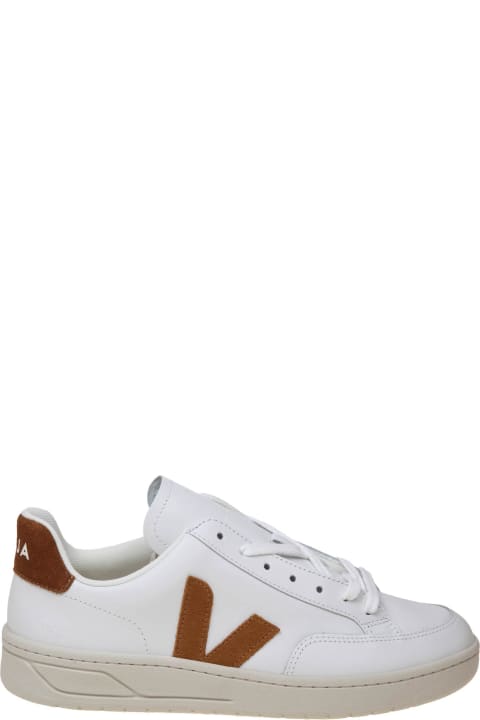 آخر صيحات الموضة من السيدات Veja Urca Sneakers In White And Camel Leather And Suede