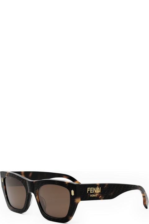 Fendi Eyewear Eyewear for Men Fendi Eyewear FE40100i 55e Sunglasses