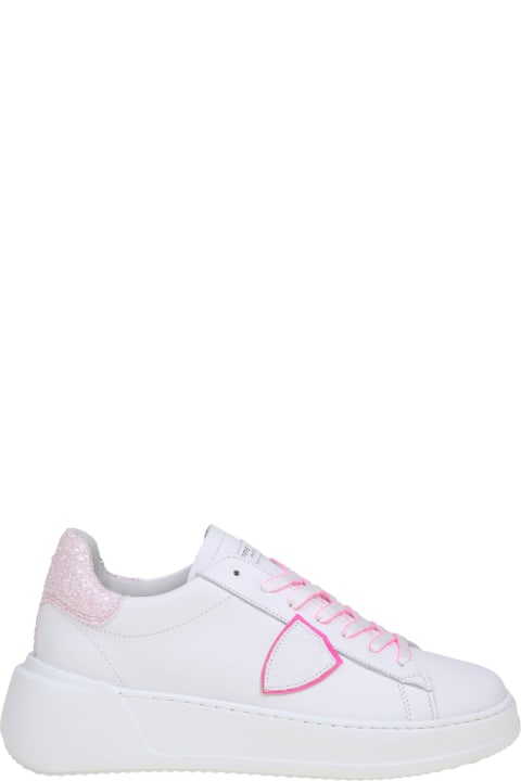 Philippe Model Women Philippe Model Tres Temple Low In White And Fuchsia Leather