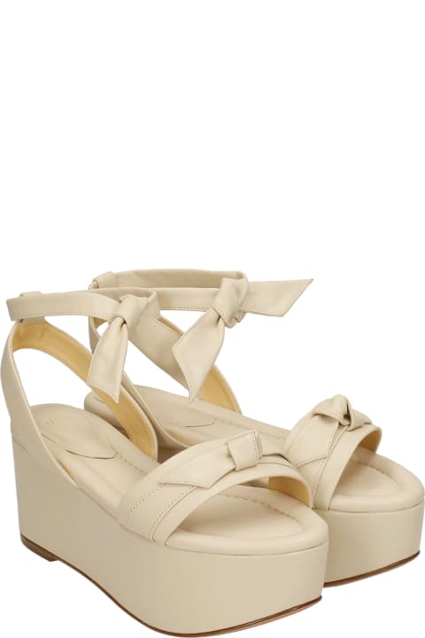 Wedges In Beige Leather