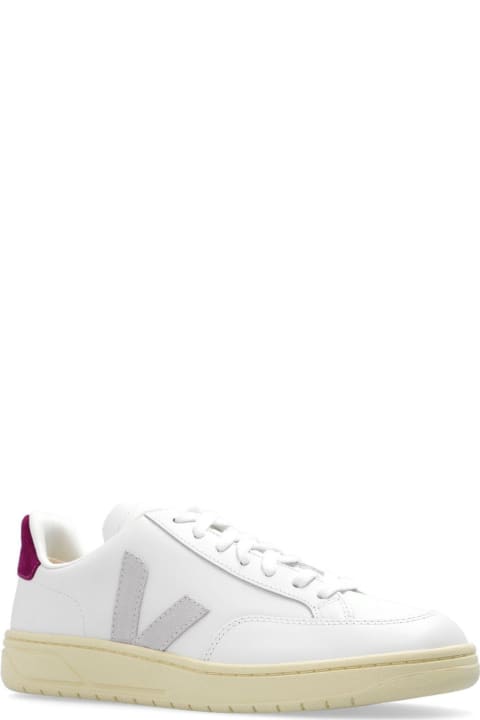Fashion for Women Veja V-12 Low-top Sneakers