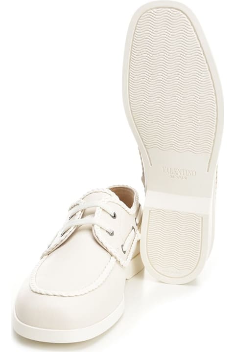 Valentino Garavani أحذية لـ القسم الرجالي Valentino Garavani Ivory White Leather Boat Loafer