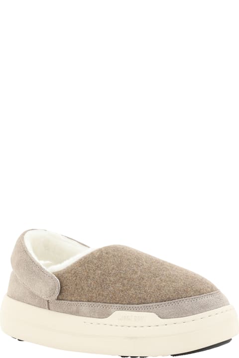Homeware Moon Boot Furry Mules