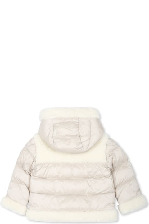 Moncler الملابس لـ رُضع بنات Moncler Ivory Down Jacket For Baby Girl With Logo