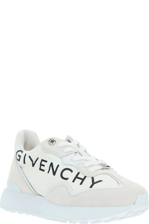 Giv Runner Sneakers