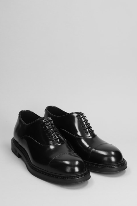 Emporio Armani أحذية لـ القسم الرجالي Emporio Armani Lace Up Shoes