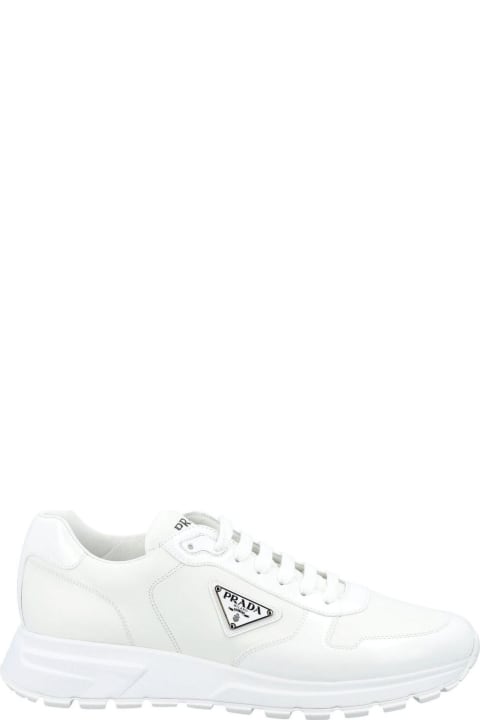 Logo Patch Lace-up Sneaker