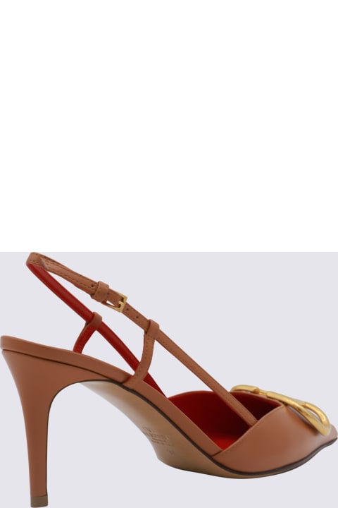 Valentino Garavani أحذية كعب عالٍ لـ السيدات Valentino Garavani Beige Leather Pumps