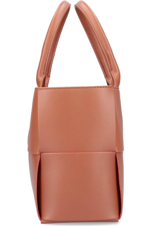 ウィメンズ新着アイテム Bottega Veneta Arco Medium Tote Bag