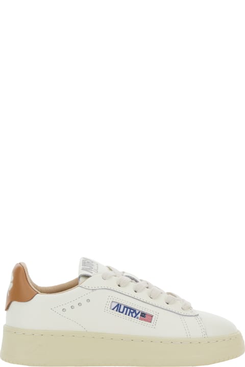 Autry لـ أولاد Autry 
dallas
 White Low Top Sneakers With Logo Patch On The Tongue And Contrasting Heel With Logo In Leather Boy
