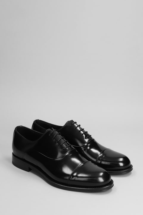 Giles  Lace Up Shoes In Black Leather