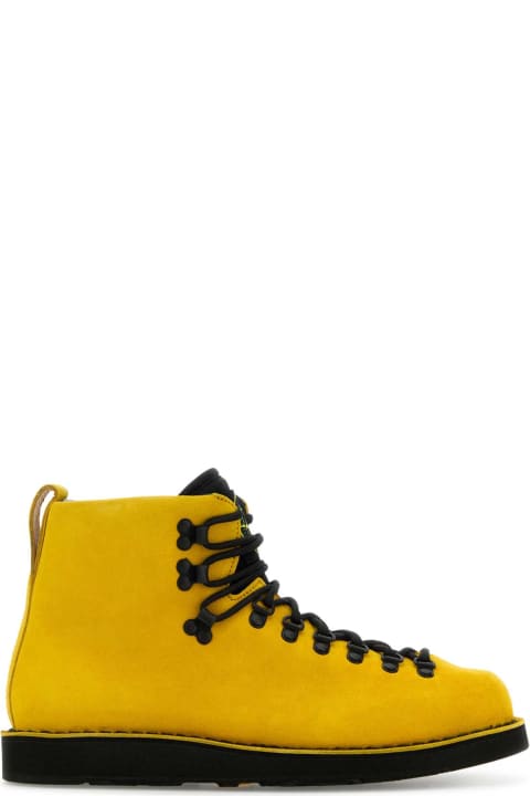 Stone Island Sneakers for Men Stone Island Yellow Leather S0204 Nabuk Sneakers