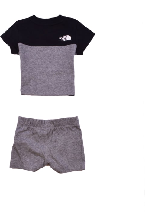 Complete T-shirt-shorts With The North Face Logo
