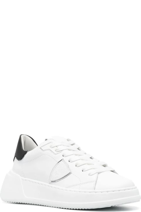ウィメンズ新着アイテム Philippe Model Tres Temple Sneakers - White And Black