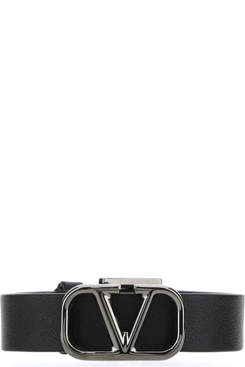 メンズ新着アイテム Valentino Garavani Black Leather Vlogo Bracelet