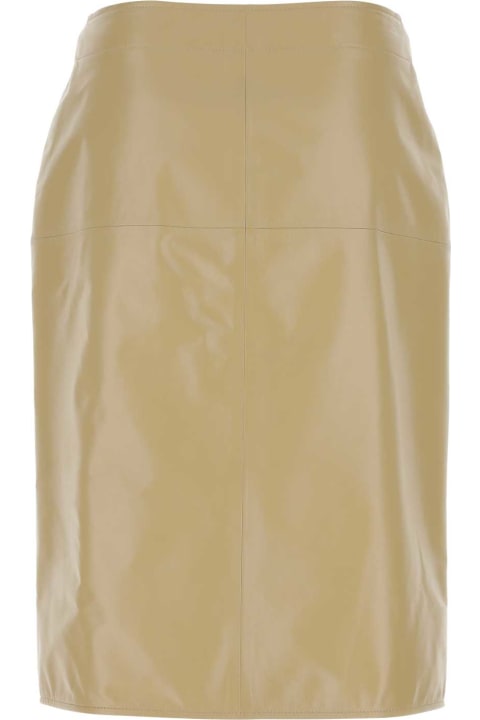 ウィメンズ新着アイテム Bottega Veneta Beige Leather Skirt