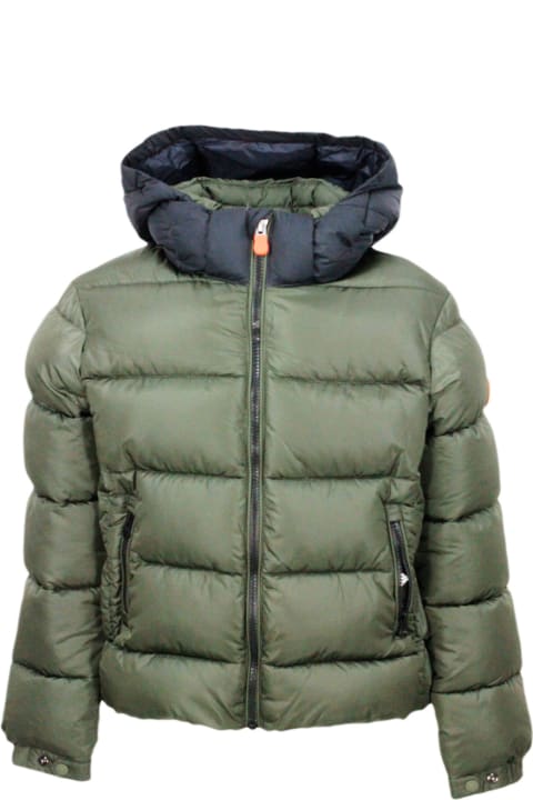 Save the Duck for Kids Save the Duck Rumex Down Jacket With Detachable Hood With Animal Free Padding And No Animal Derivatives With Zip Closure And Logo On The Sleeve. Elasticated Edges.