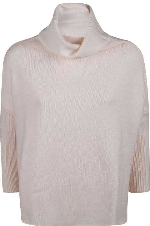 Quarter-length Sleeved Turtleneck Sweater