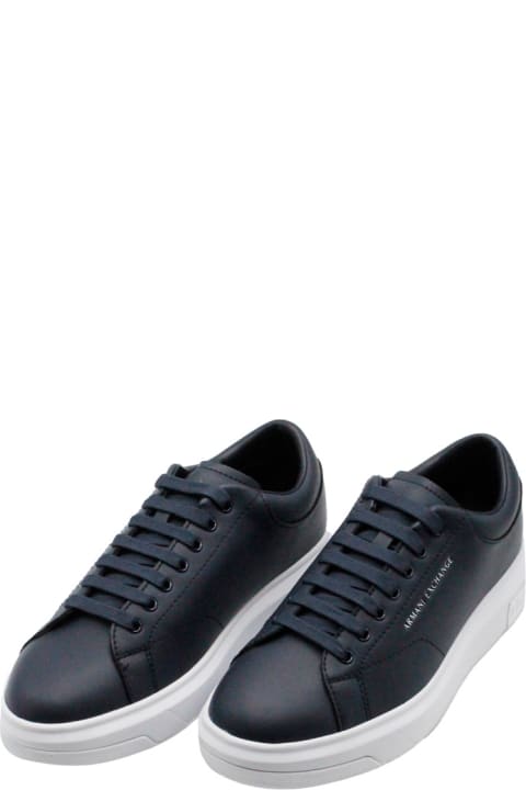 Light Sneaker In Soft Leather With White Sole