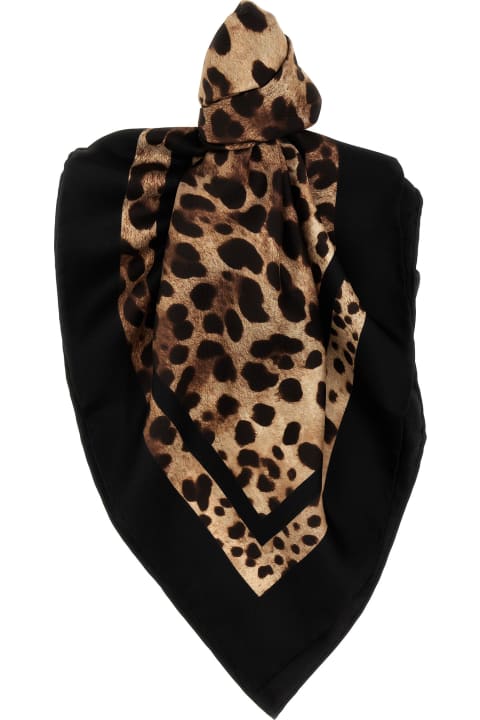 ウィメンズ Dolce & Gabbanaのスカーフ＆ストール Dolce & Gabbana 'leopard' Scarf